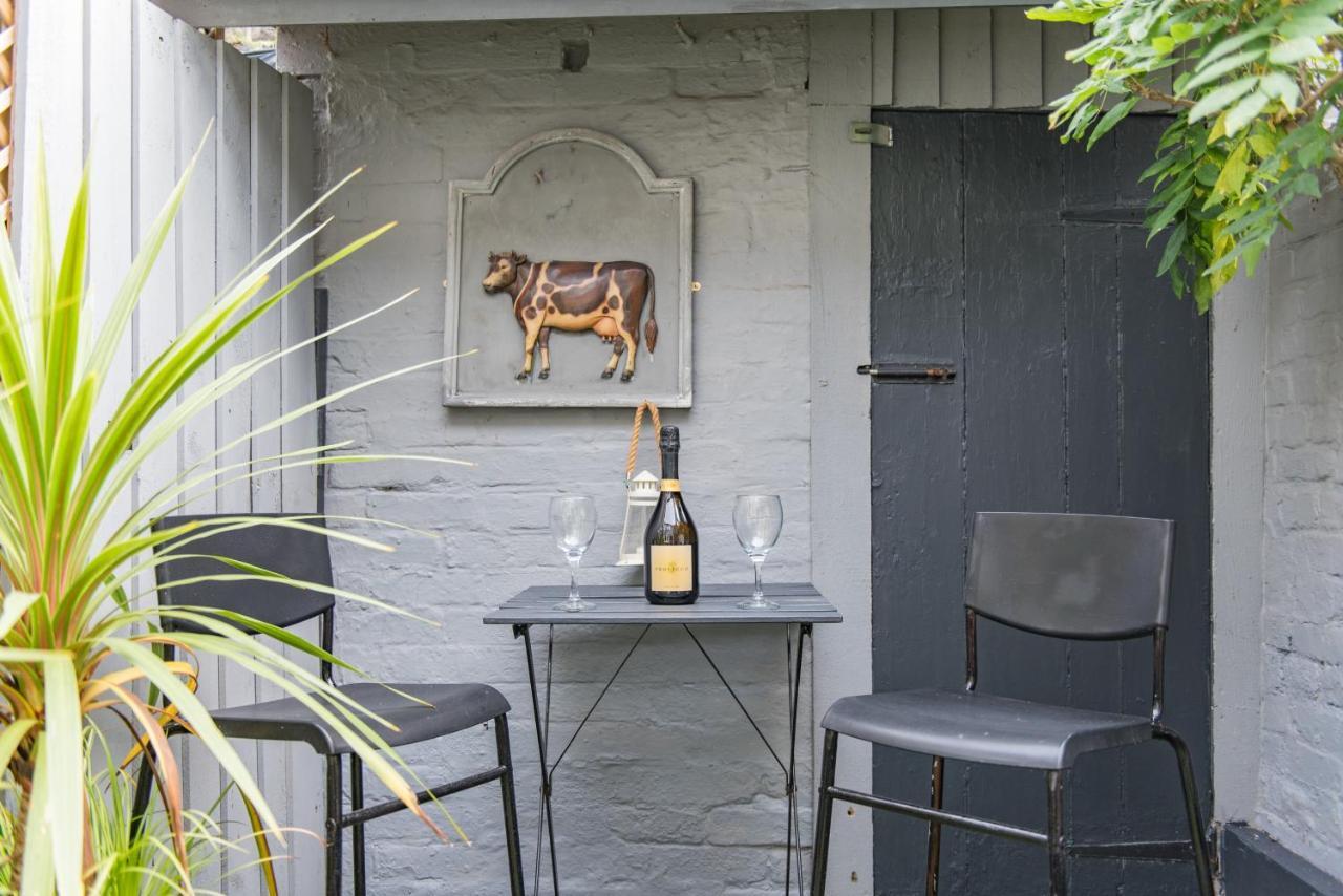 Cow And Cockle - Quirky Cottage In The Centre Of ディール エクステリア 写真