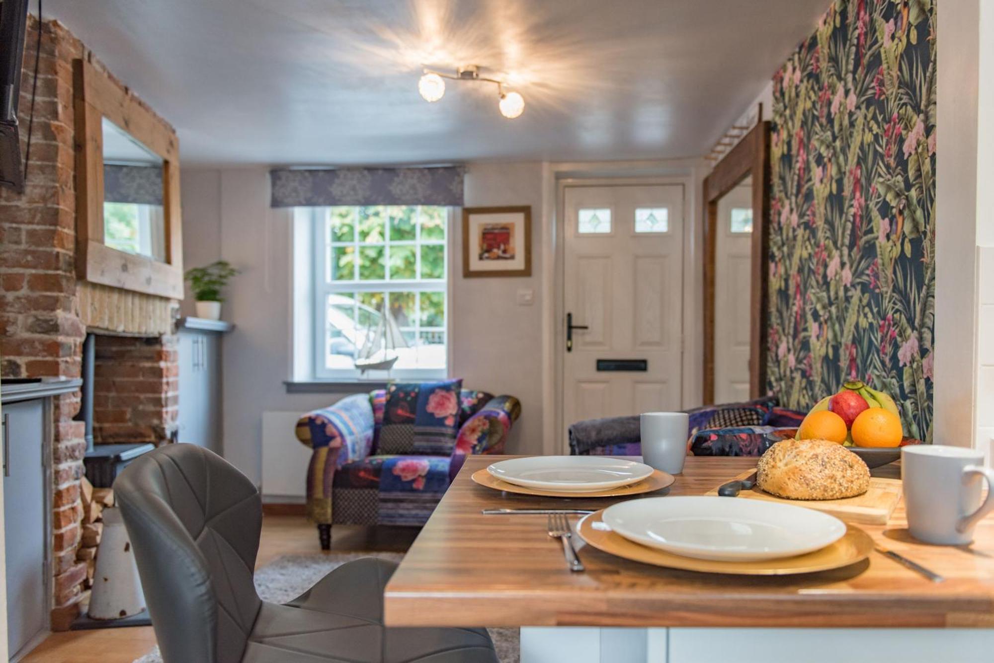 Cow And Cockle - Quirky Cottage In The Centre Of ディール エクステリア 写真